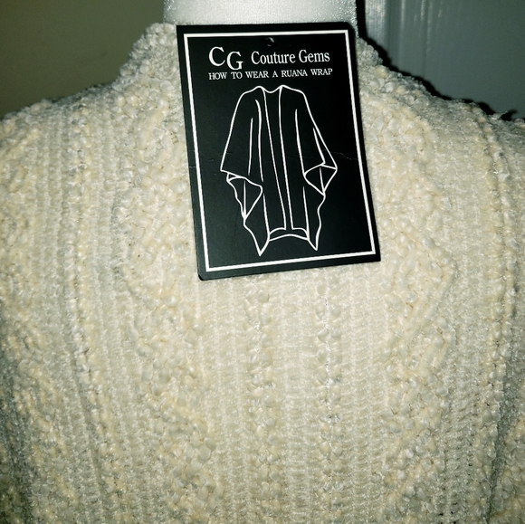 Beautiful Ruana Wrap Couture Gems One Size Cream - Picture 3 of 13